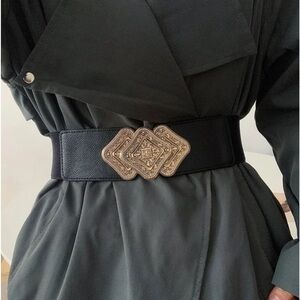 Black Elastic Leather Gold Buckle Fashion Belt